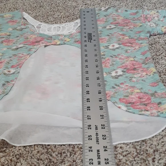 Open-back Floral Sweater - Picture 6 of 7